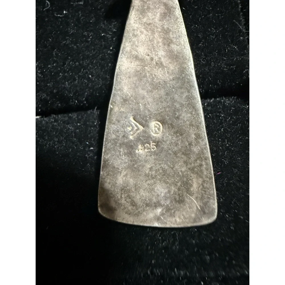 SILPADA 925 Sterling Silver Vintage Hammered Finish Pendant